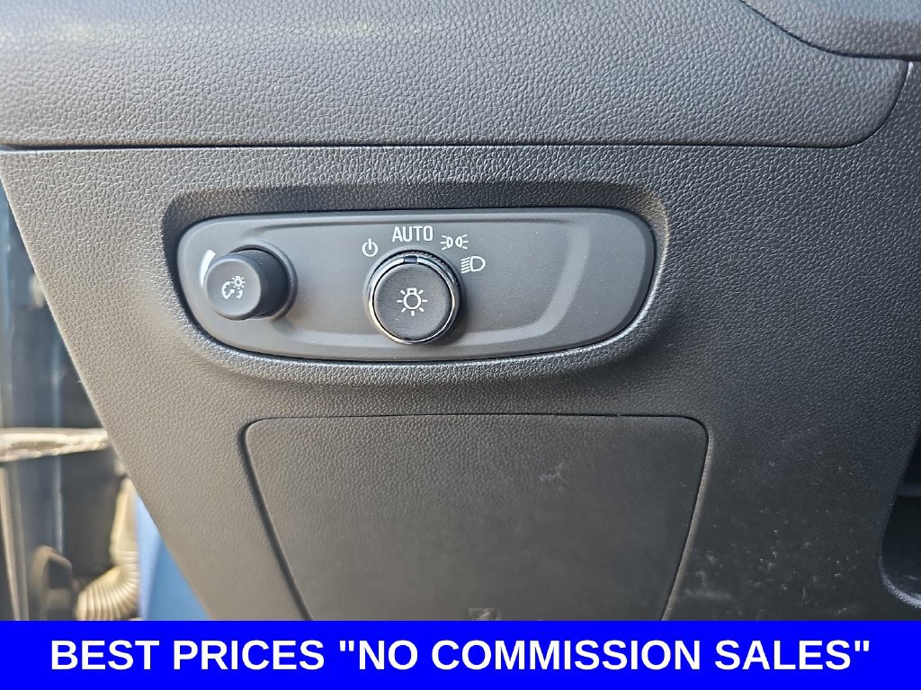 Used 2024 Buick Encore GX Avenir w/ Avenir Convenience Package FWD image 26