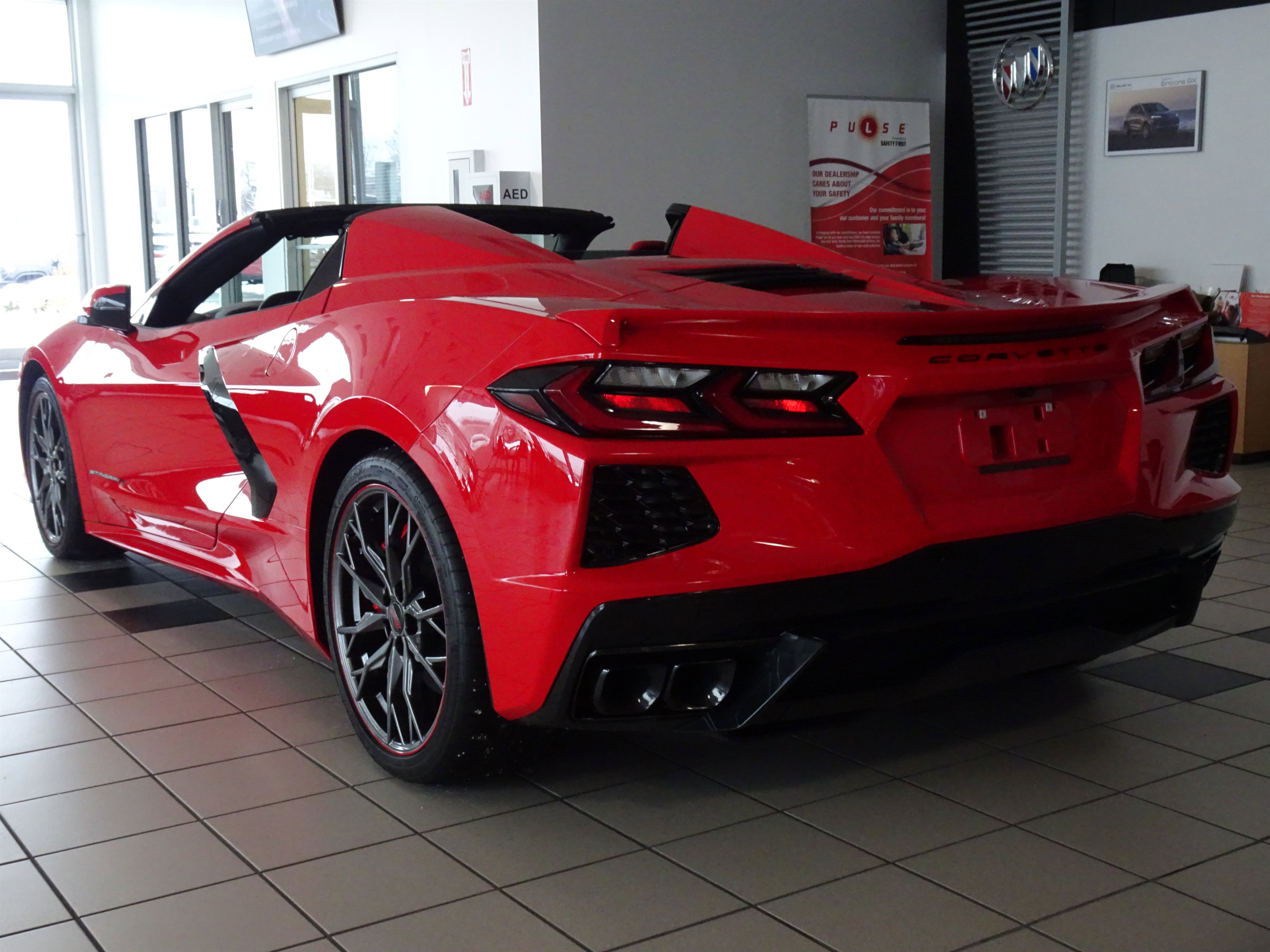 Used 2024 Chevrolet Corvette Stingray Preferred Conv image 10