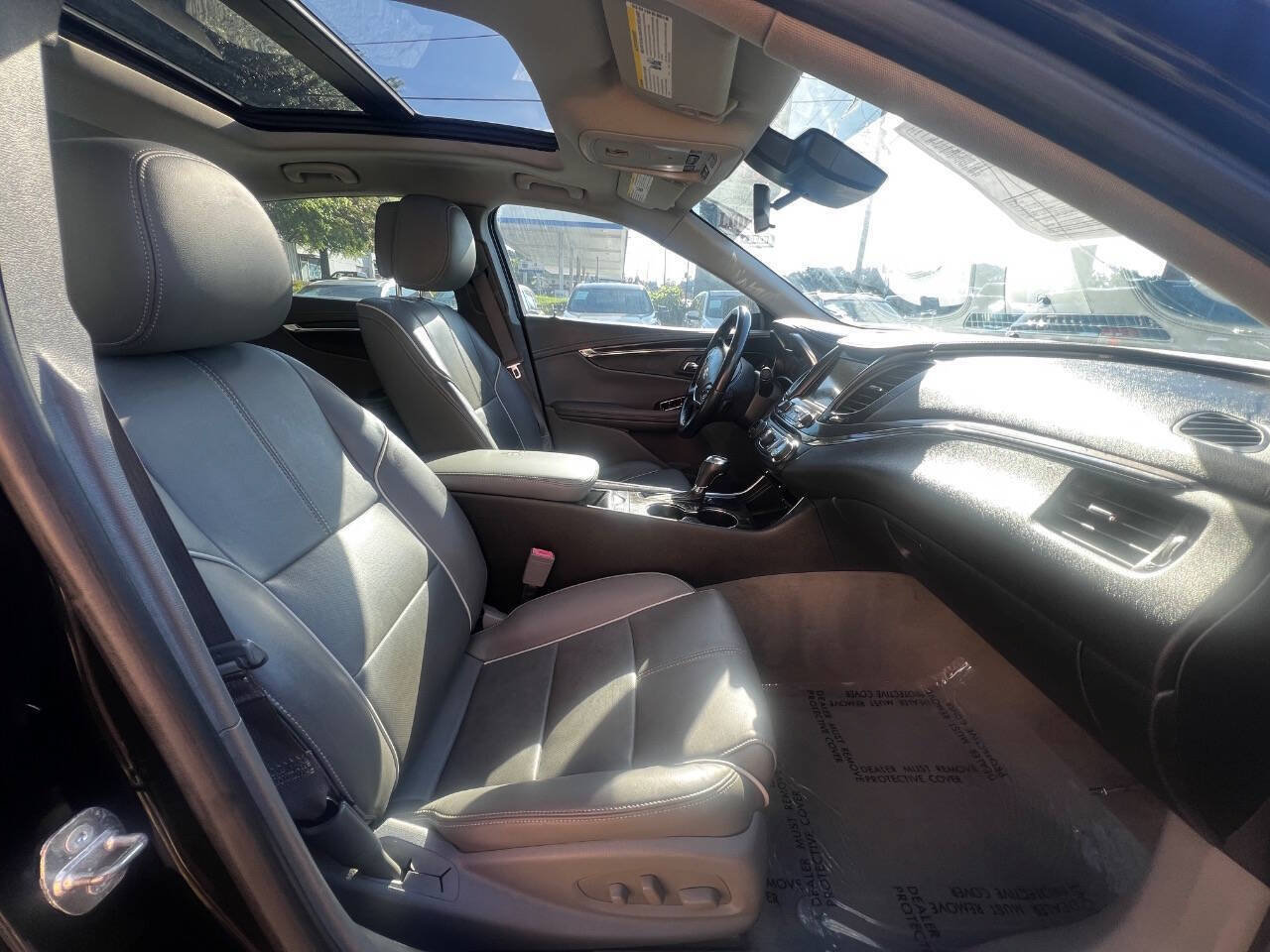 Used 2014 Chevrolet Impala LTZ FWD image 13