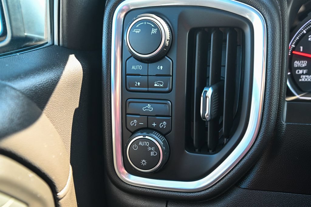 Used 2019 Chevrolet Silverado 1500 LT w/ All-Star Edition AWD/4WD image 40