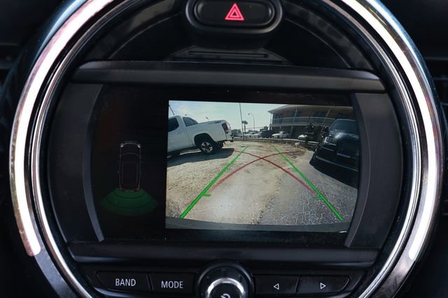 Used 2019 MINI Cooper 2-Door Hardtop image 37