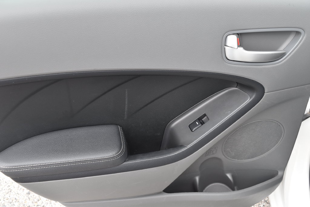 Used 2018 Kia Forte LX w/ LX Popular Package FWD image 10