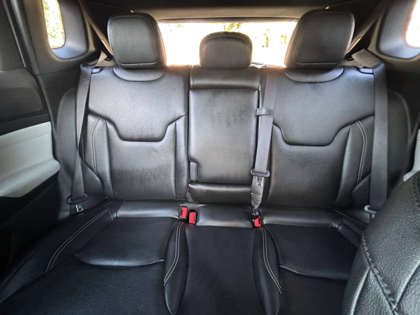 Used 2025 Jeep Compass Limited AWD/4WD image 39