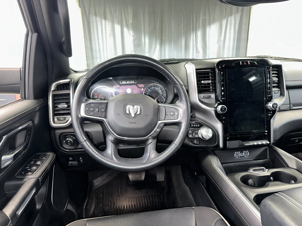 Used 2023 RAM 1500 Laramie AWD/4WD image 2