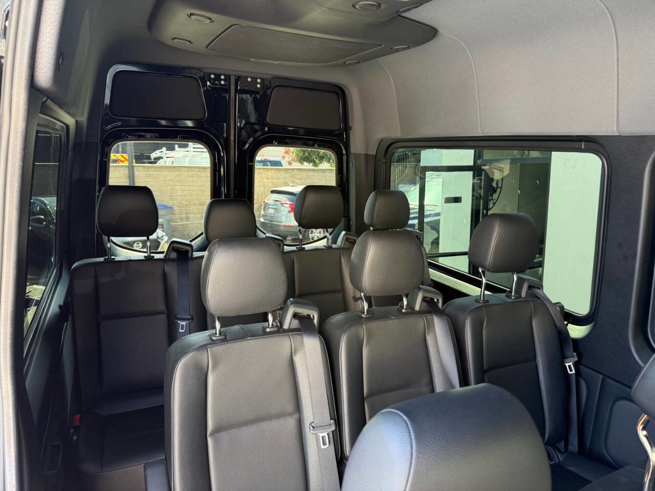 Used 2022 Mercedes-Benz Sprinter 2500 image 29