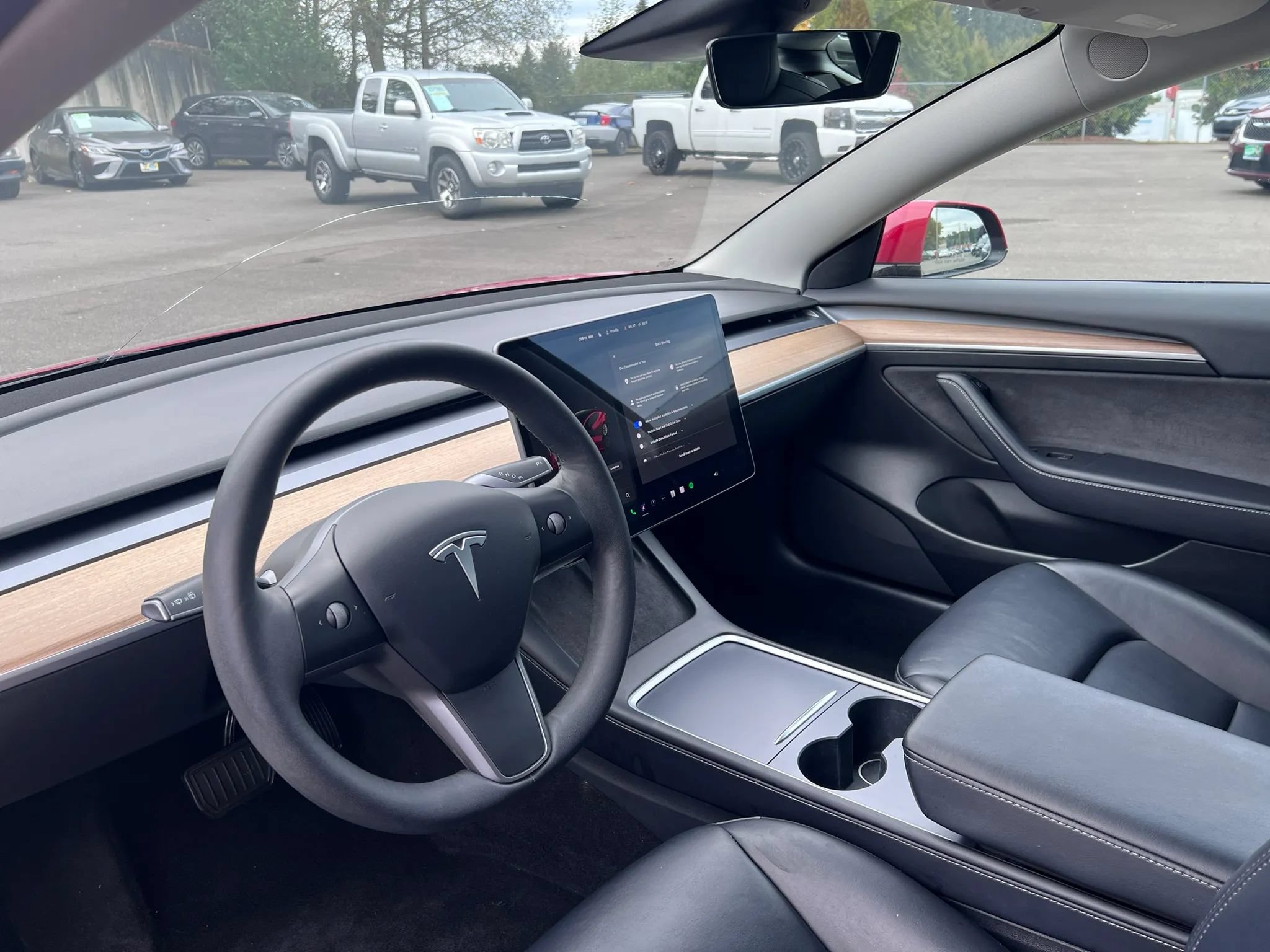 Used 2022 Tesla Model 3 Long Range AWD/4WD image 17