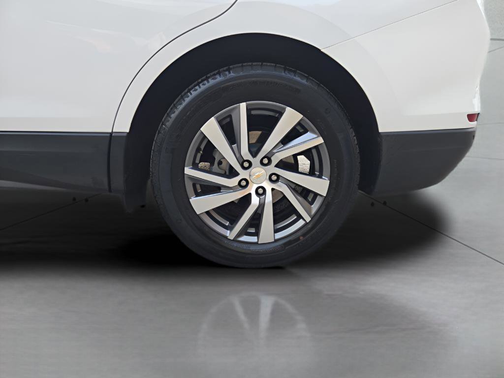 Used 2023 Chevrolet Equinox Premier AWD/4WD image 13