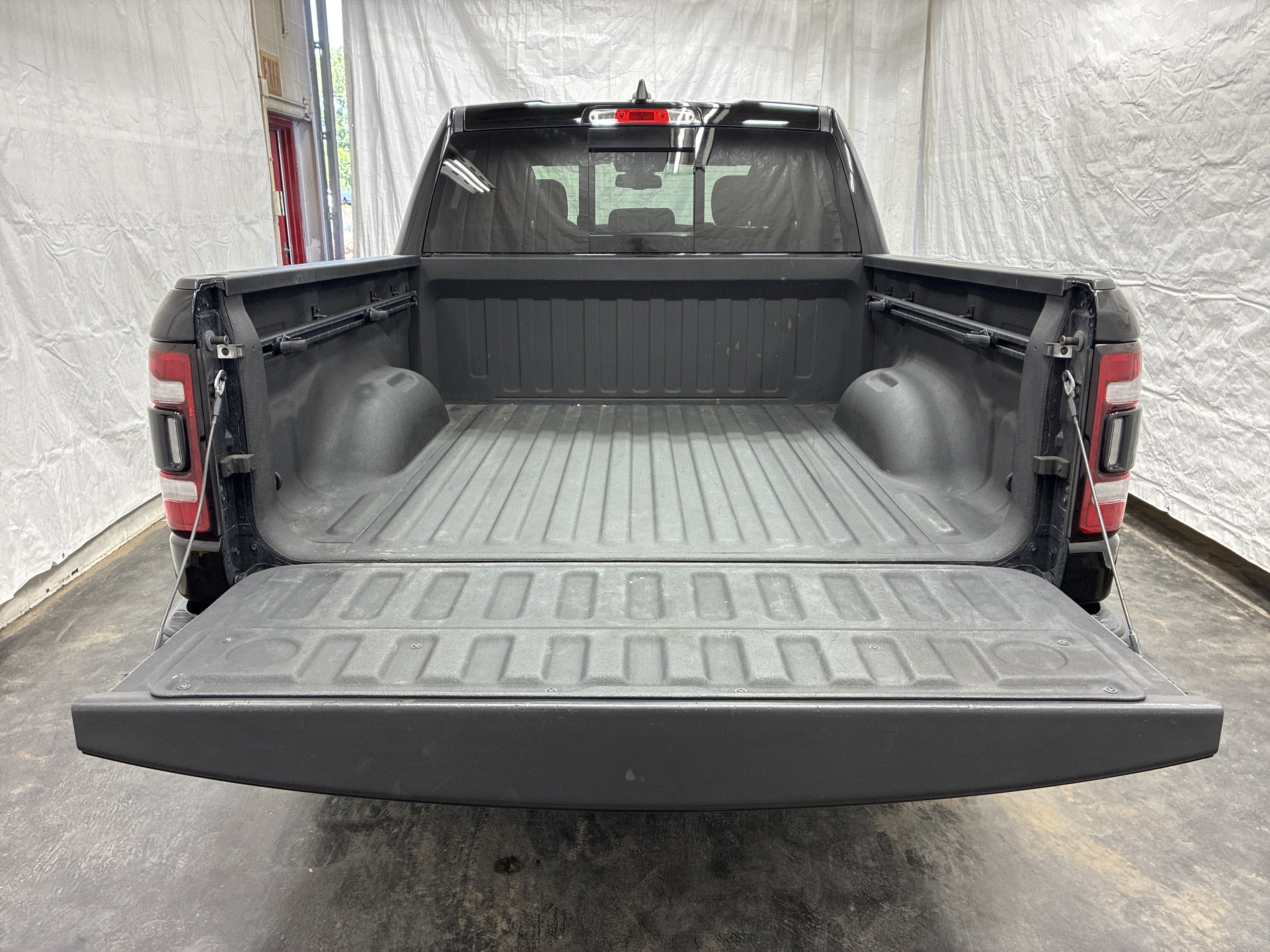 Used 2019 RAM 1500 Rebel w/ Rebel Level 2 Equipment Group AWD/4WD image 9