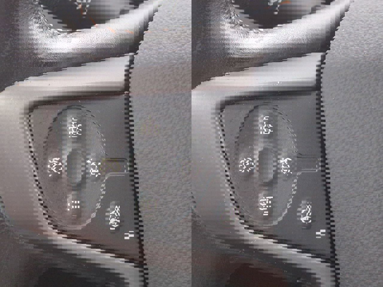 Used 2022 GMC Canyon AT4 w/ Trailering Package image 23