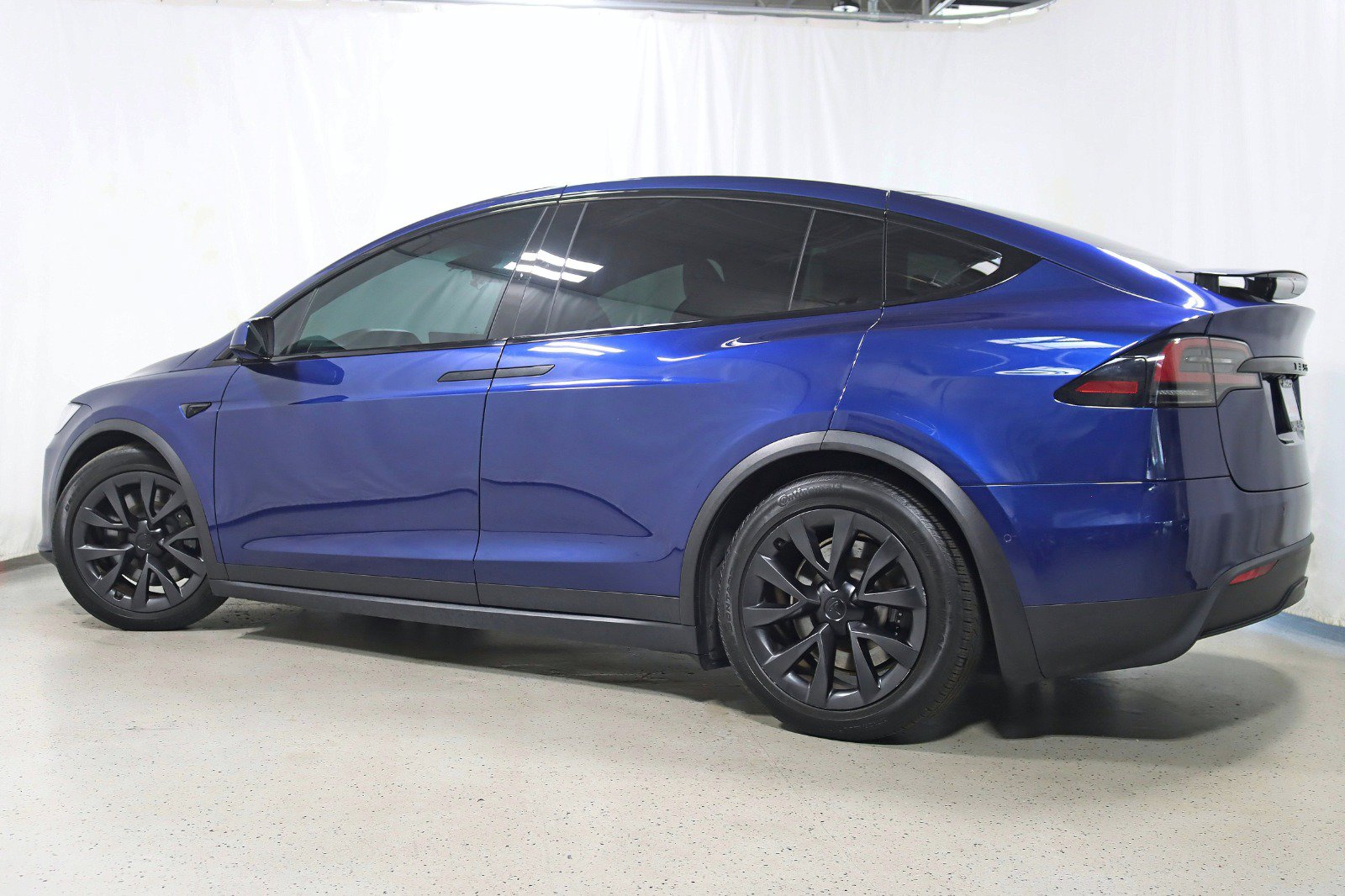 Used 2023 Tesla Model X AWD/4WD image 10
