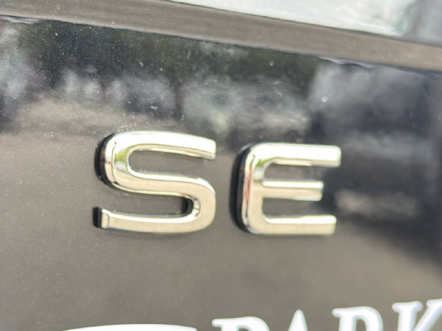Used 2022 Volkswagen Tiguan SE R-Line AWD/4WD image 34