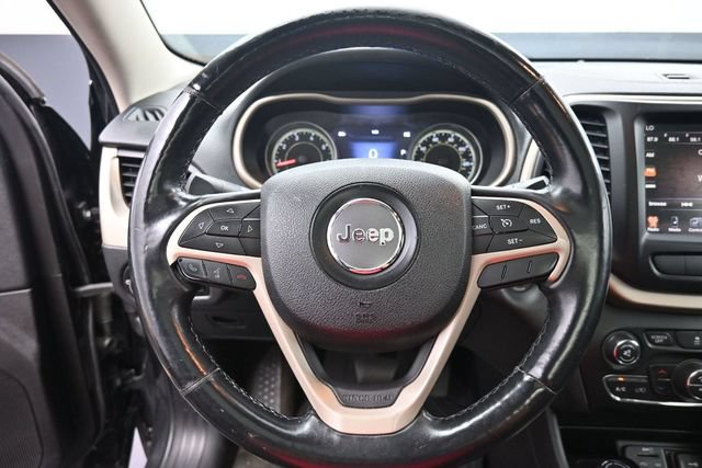Used 2014 Jeep Cherokee Limited AWD/4WD image 21