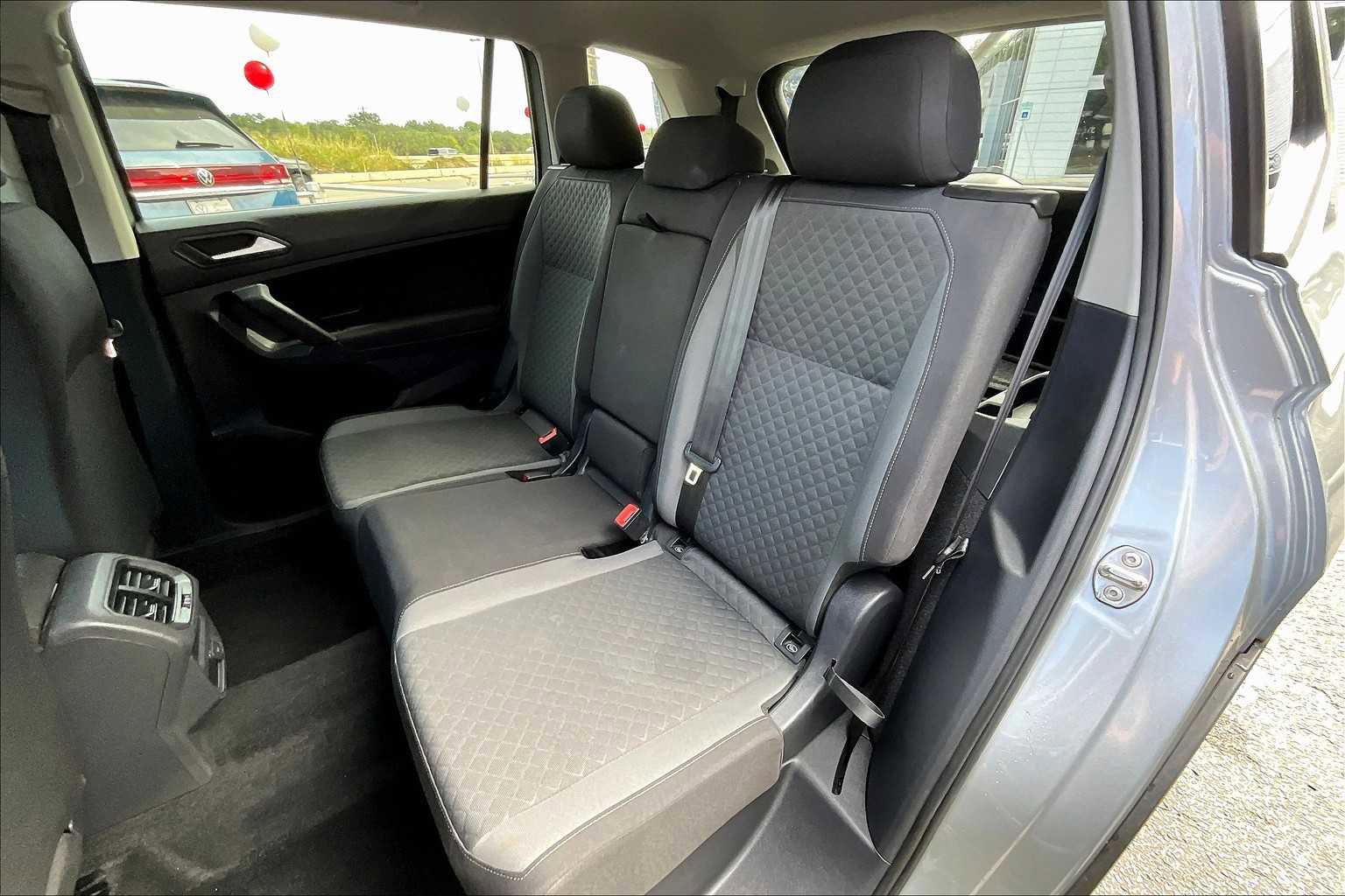 Used 2019 Volkswagen Tiguan S w/ Driver Assistance Package image 20
