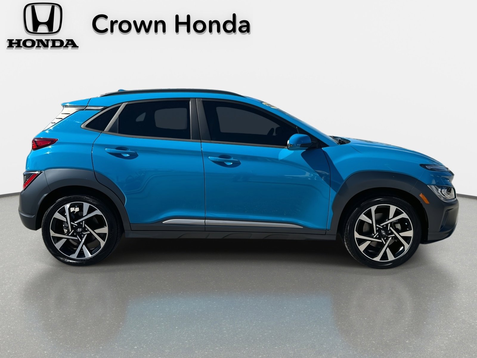 Used 2022 Hyundai Kona Limited image 6