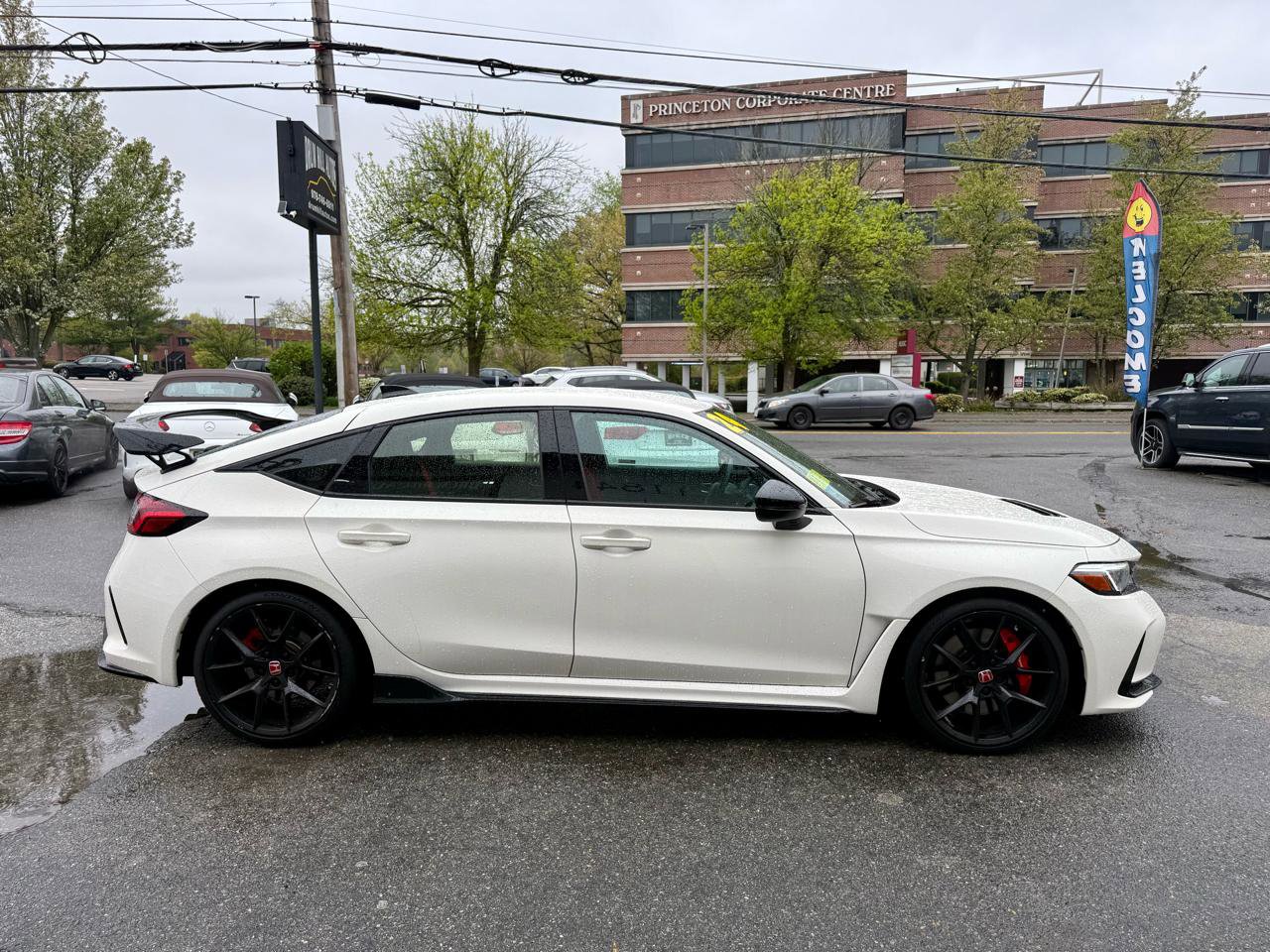Used 2024 Honda Civic Type R image 6