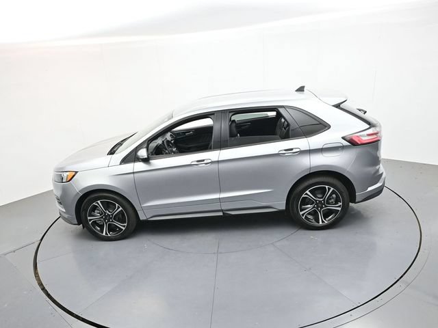 Certified 2023 Ford Edge ST w/ Cargo Accessory Package AWD/4WD image 37