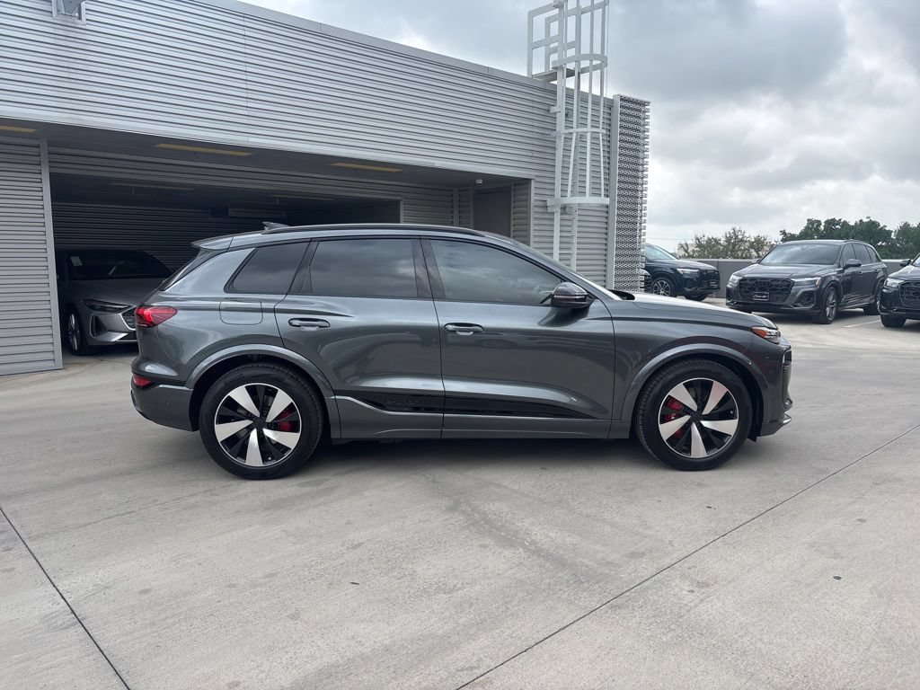 New 2027 Audi SQ6 e-tron Prestige AWD/4WD image 4