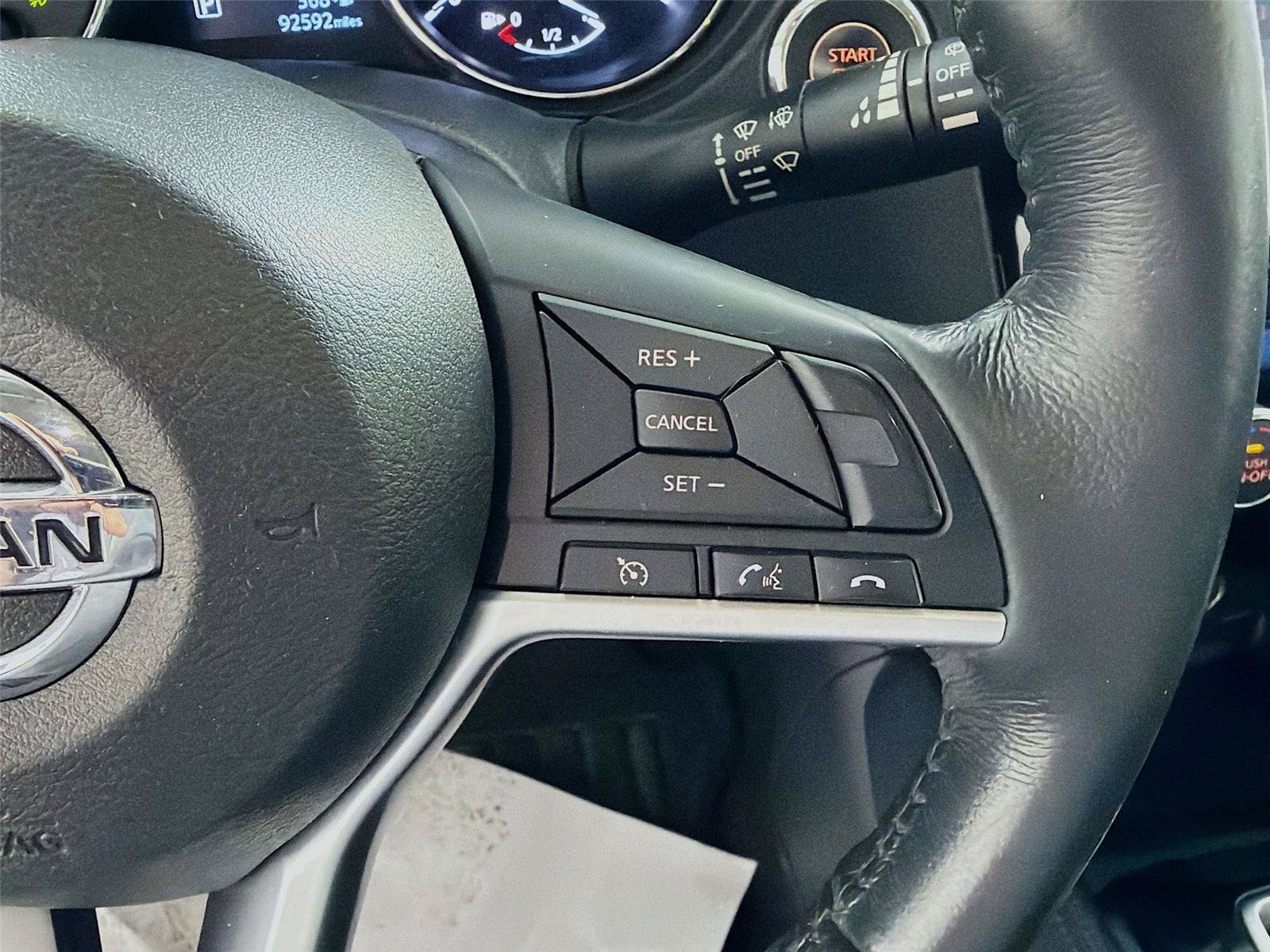 Used 2017 Nissan Rogue SL w/ SL Premium Package AWD/4WD image 40