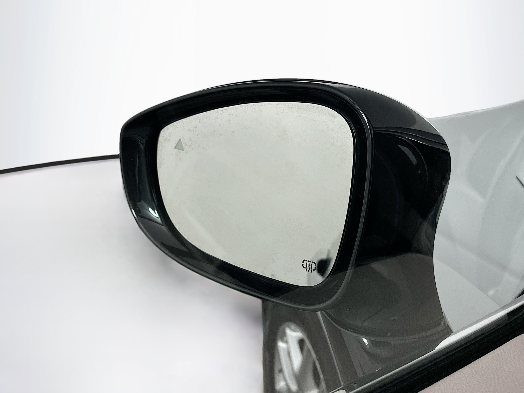 Used 2024 Chrysler Pacifica Touring-L FWD image 16