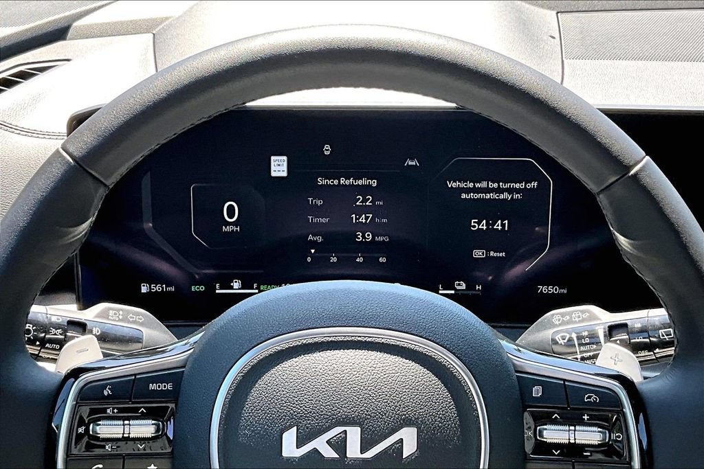 Certified 2025 Kia Sorento SX Prestige AWD/4WD image 13