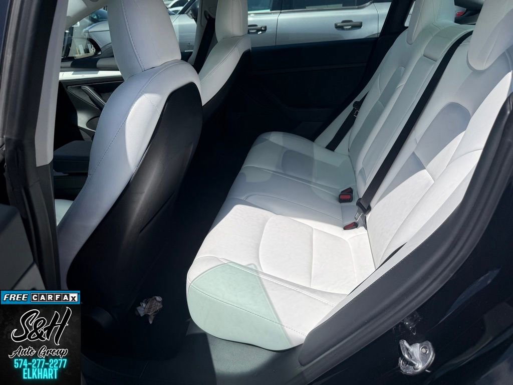 Used 2022 Tesla Model 3 Long Range AWD/4WD image 4