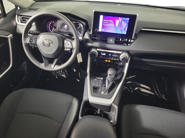 Used 2024 Toyota RAV4 LE AWD/4WD image 15