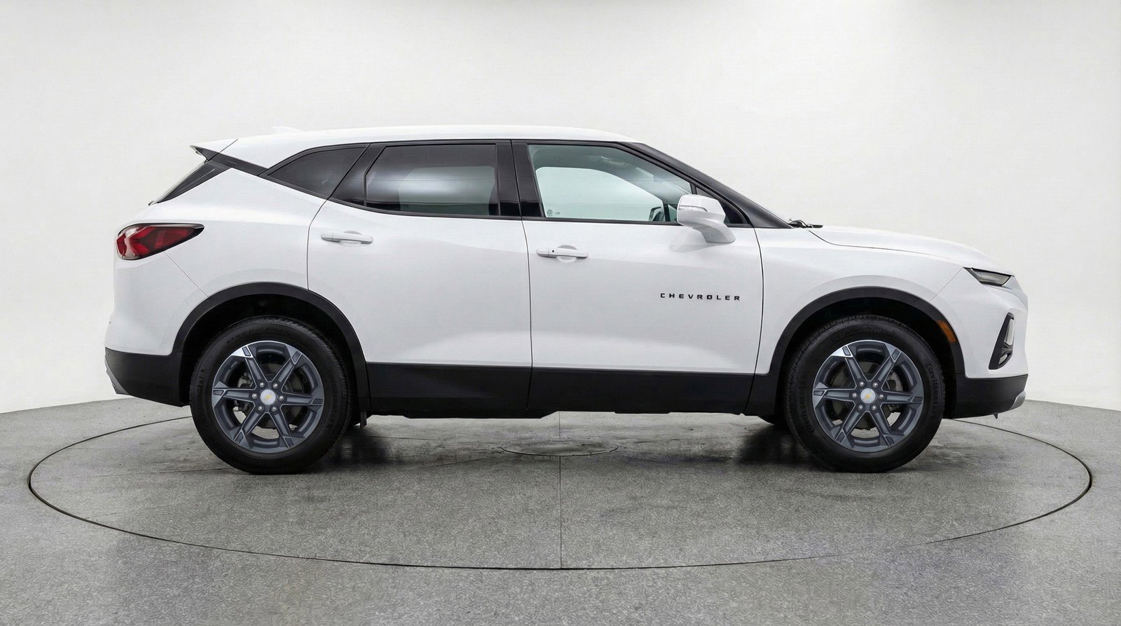 Used 2025 Chevrolet Blazer LT image 11