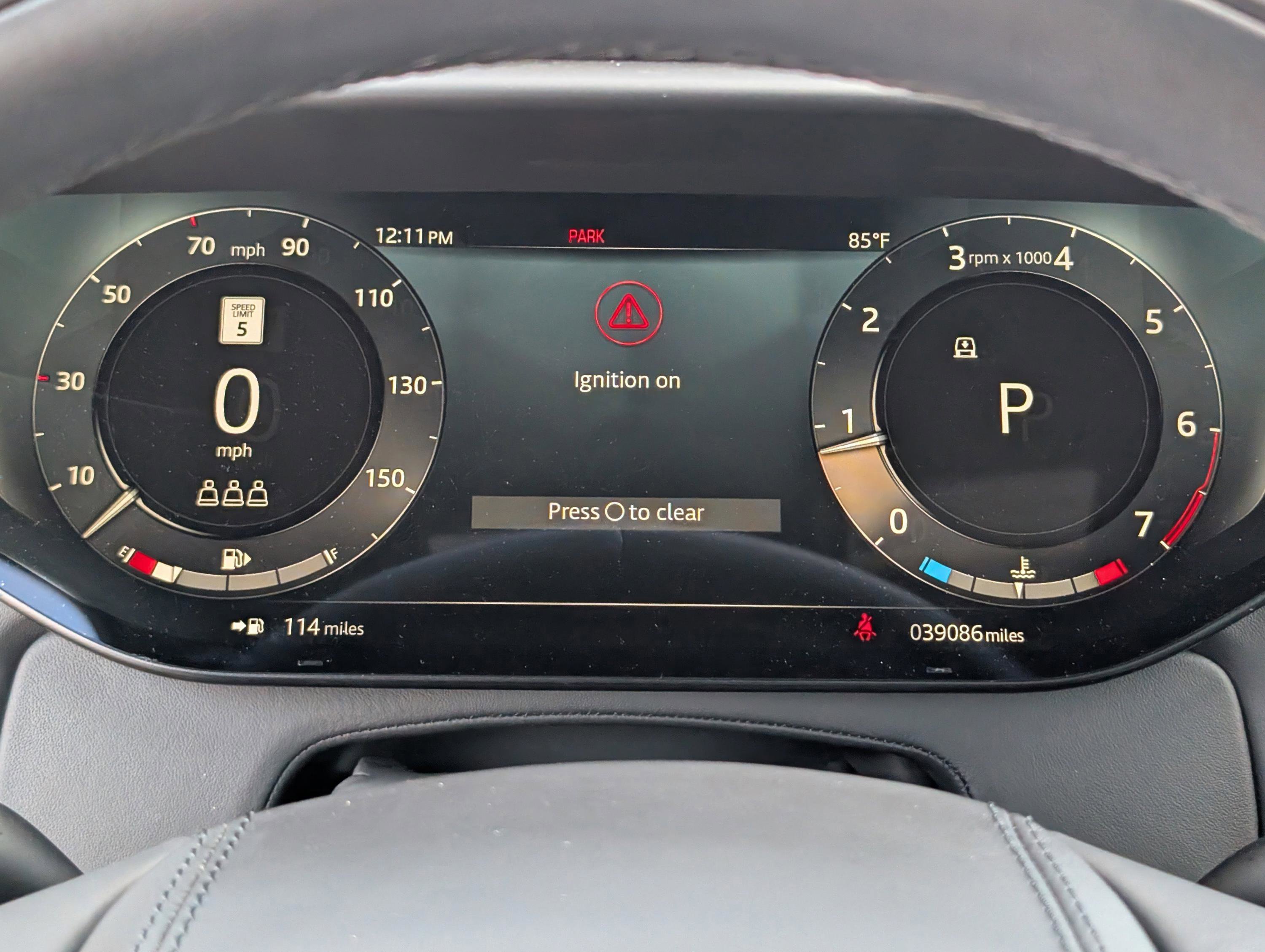 Used 2023 Land Rover Range Rover Sport SE image 23