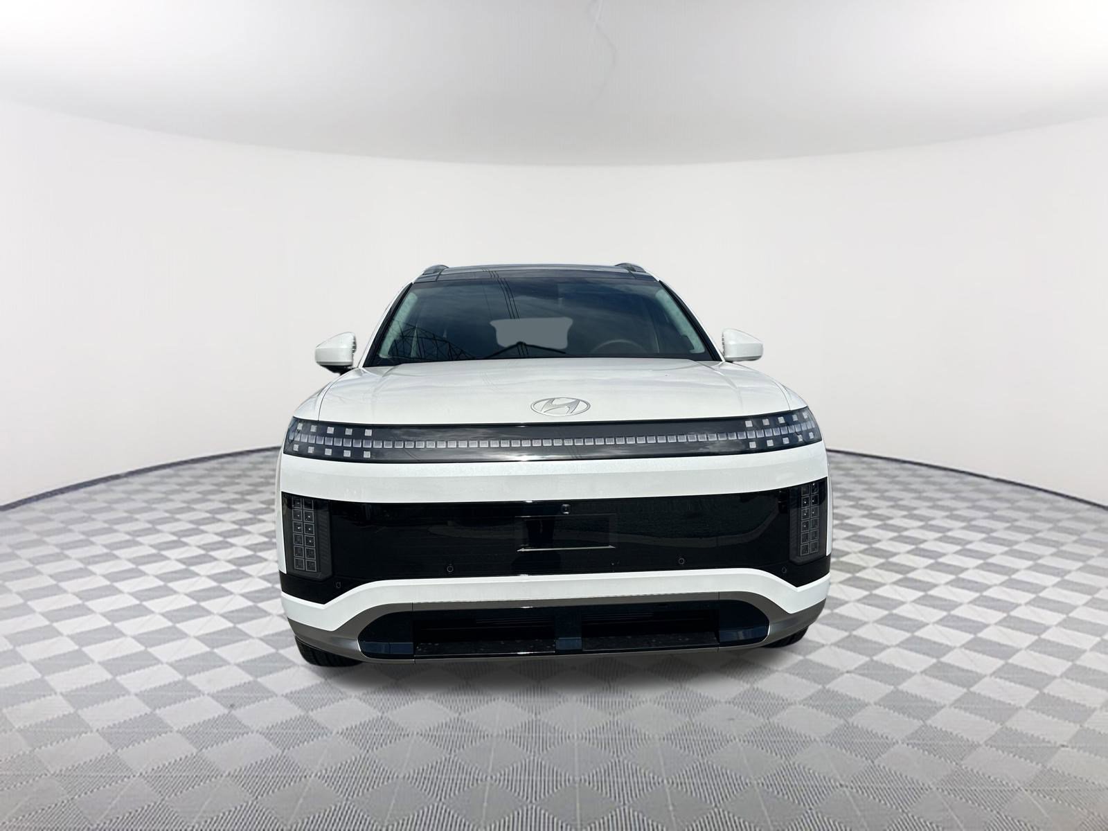 New 2026 Hyundai Ioniq 9 Calligraphy image 2