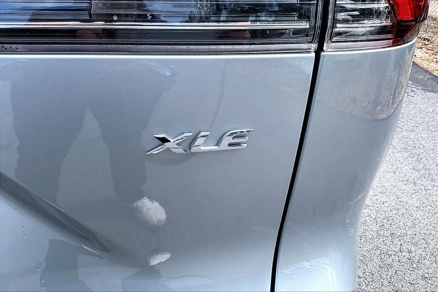 Certified 2026 Toyota Corolla Cross XLE w/ Convenience Package FWD image 10