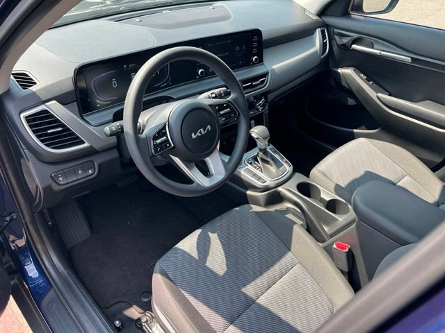 Used 2026 Kia Seltos LX AWD/4WD image 15