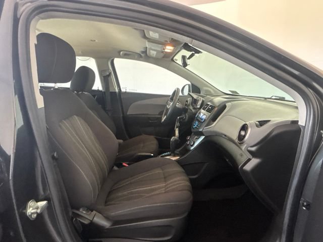 Used 2015 Chevrolet Sonic LT FWD image 23