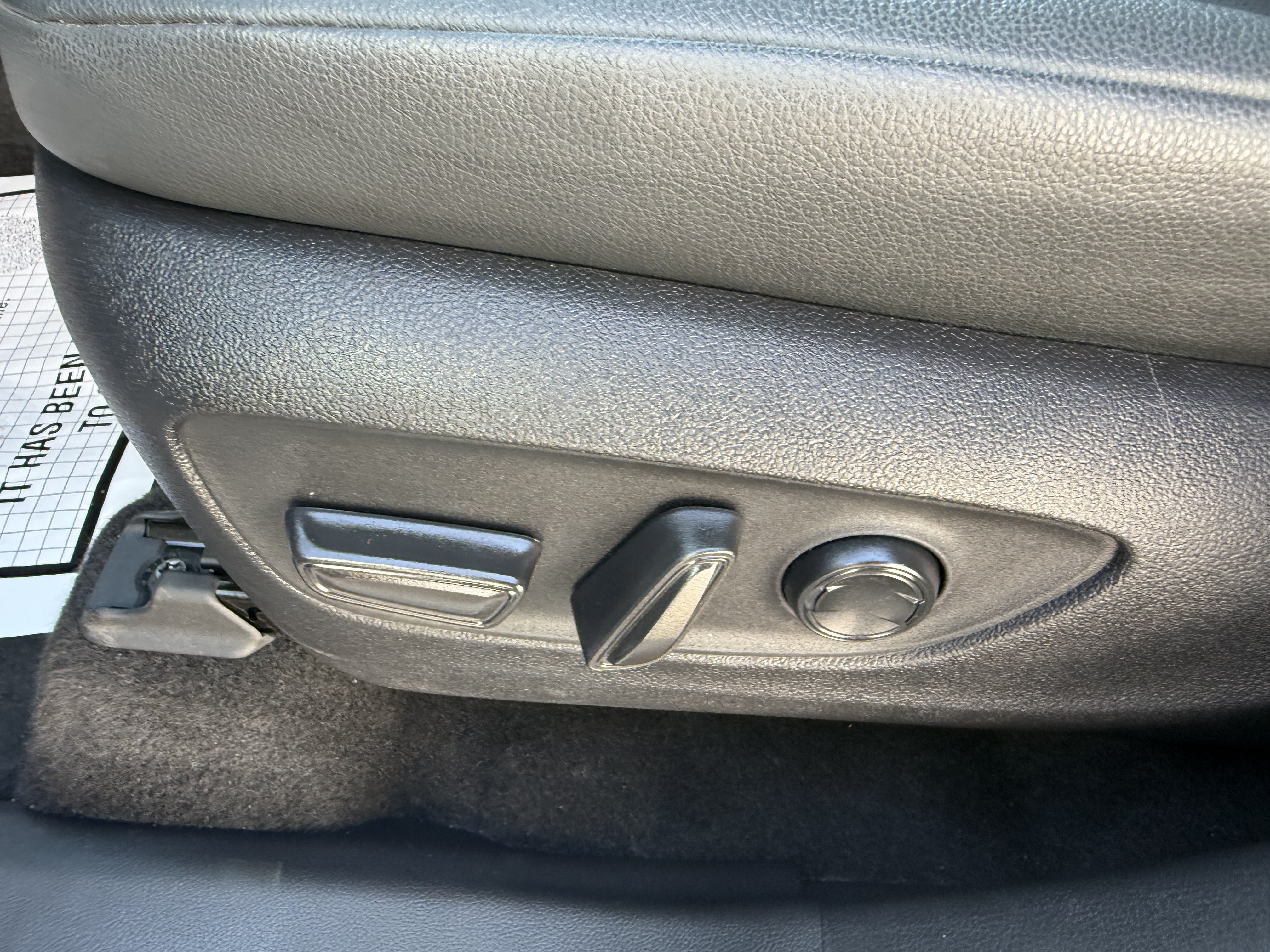 Certified 2024 Toyota Grand Highlander AWD image 32