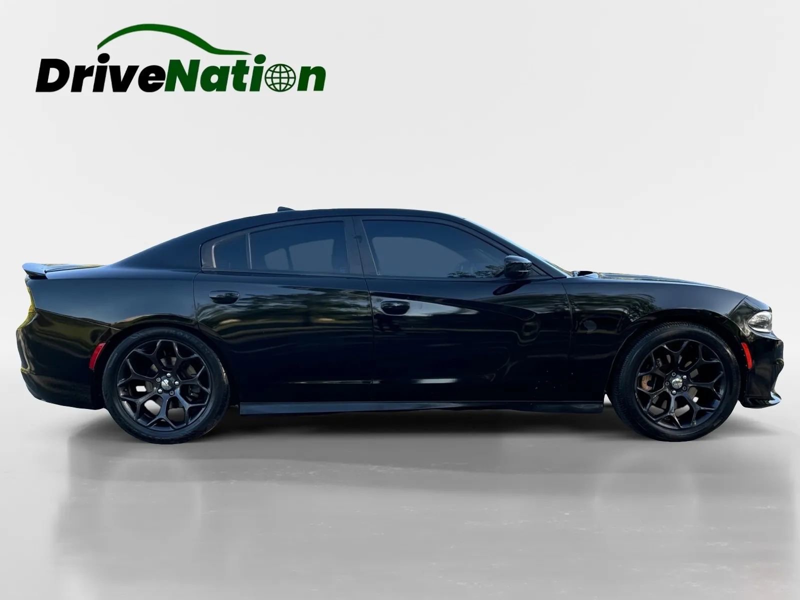 Used 2019 Dodge Charger R/T RWD image 4