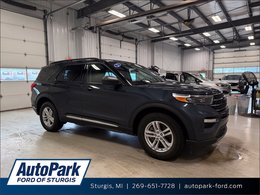 Used 2023 Ford Explorer XLT w/ Equipment Group 202A AWD/4WD image 1
