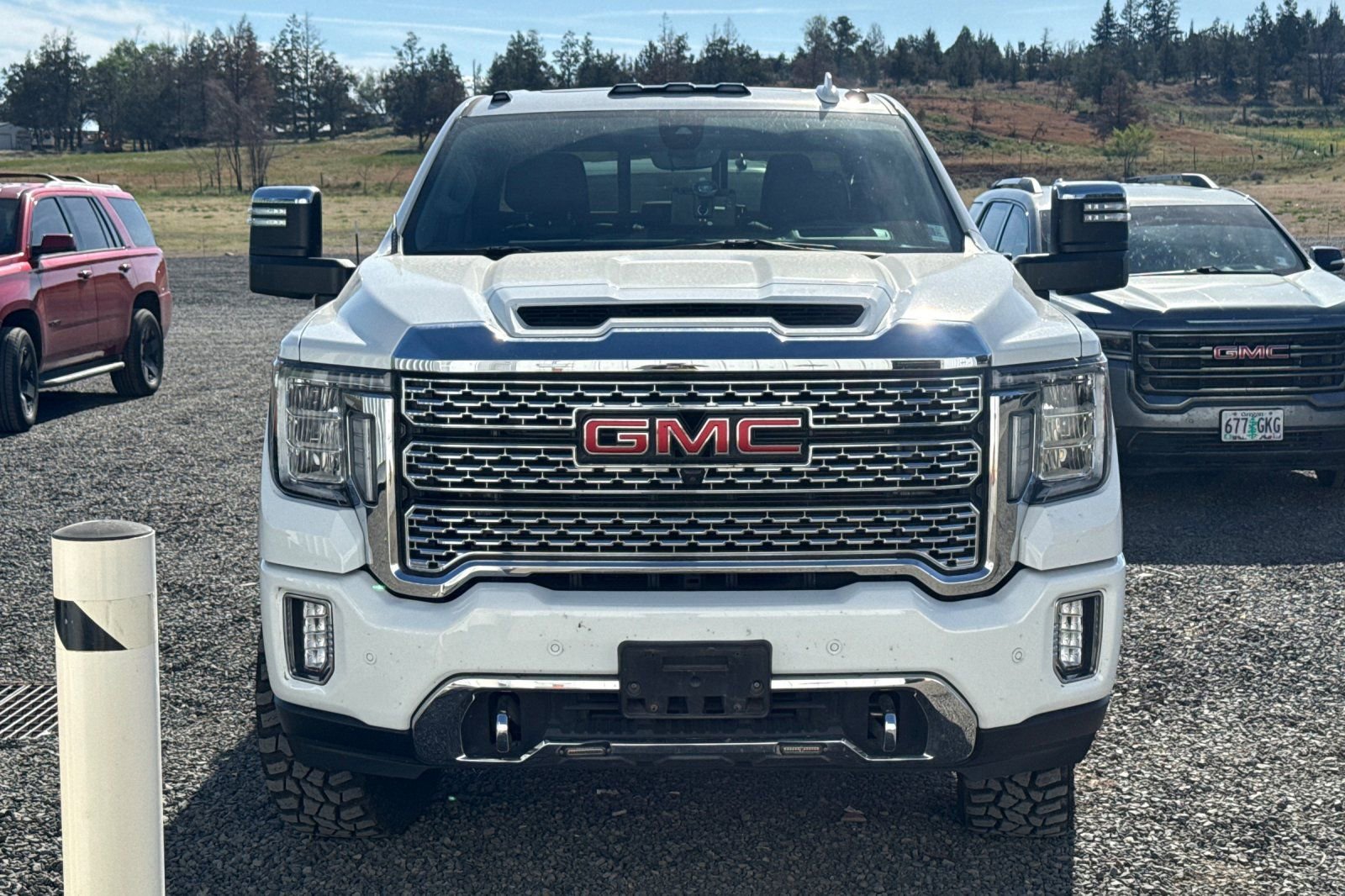 Used 2021 GMC Sierra 3500 Denali w/ Denali Ultimate Package AWD/4WD image 2