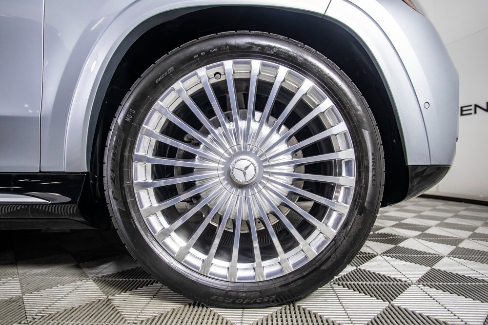 Used 2025 Mercedes-Benz Maybach GLS 600 4MATIC image 53