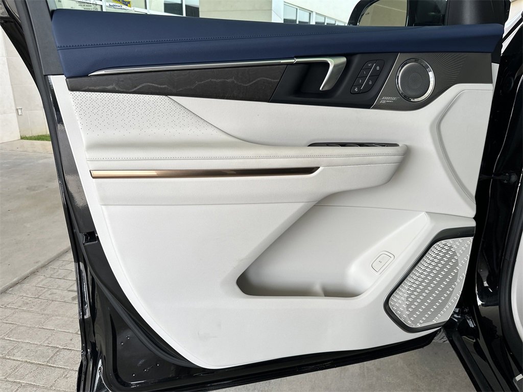 New 2026 Buick Enclave Avenir w/ Super Cruise Package image 11