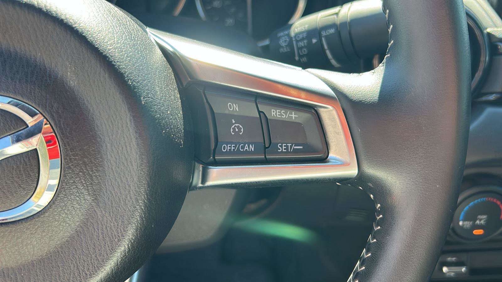 Used 2021 MAZDA MX-5 Miata RF Club image 12