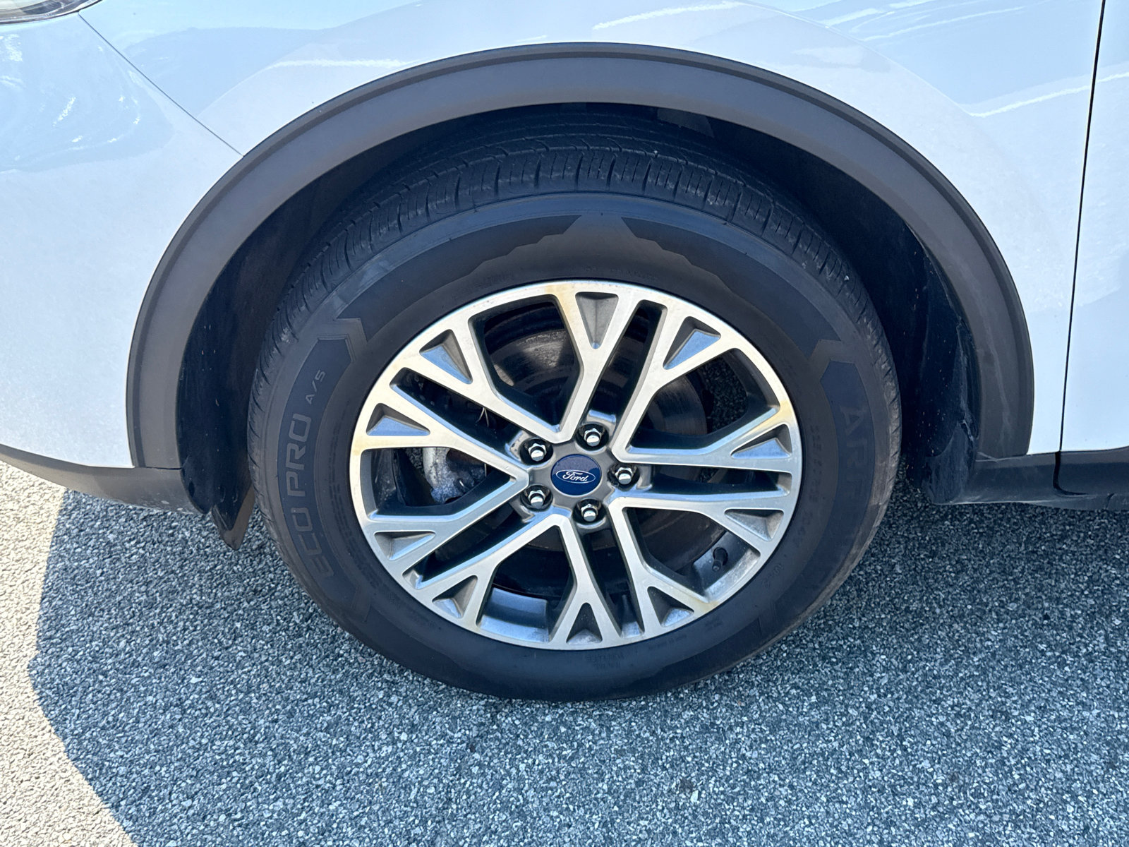 Used 2020 Ford Escape SEL AWD/4WD image 8