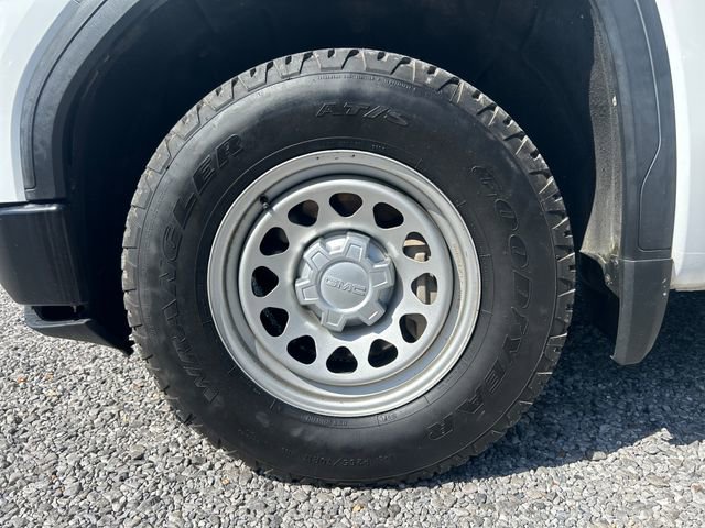 Used 2019 GMC Sierra 1500 2WD Crew Cab w/ Convenience Package image 24