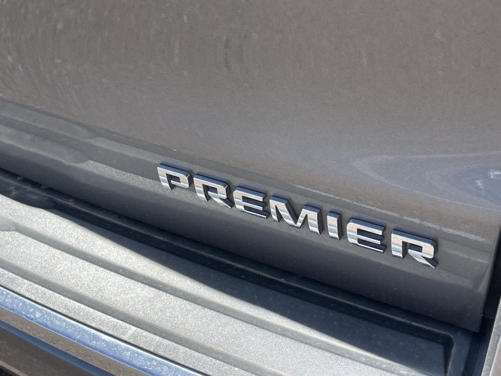 Used 2020 Chevrolet Tahoe Premier AWD/4WD image 9