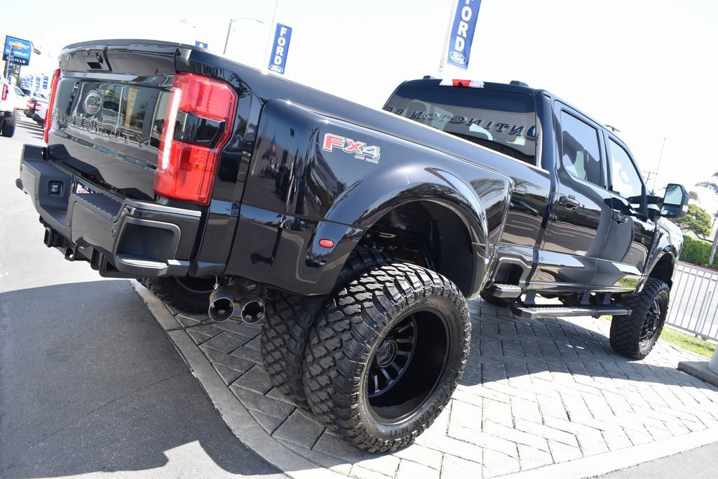 Used 2025 Ford F350 Lariat image 36