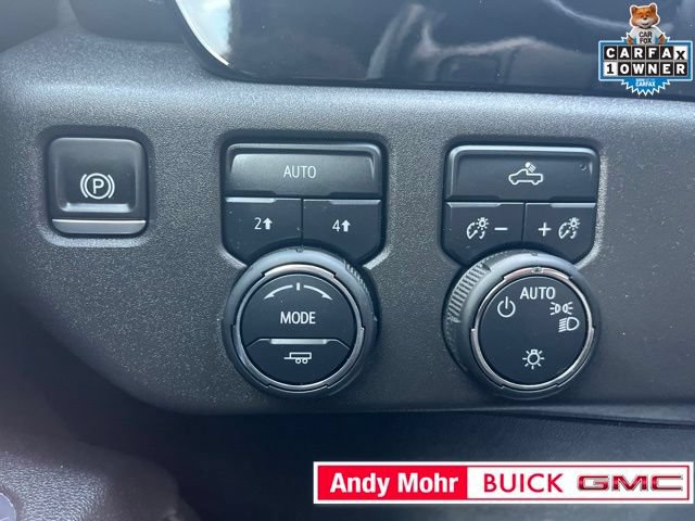 Used 2025 Chevrolet Silverado 1500 LT AWD/4WD image 25