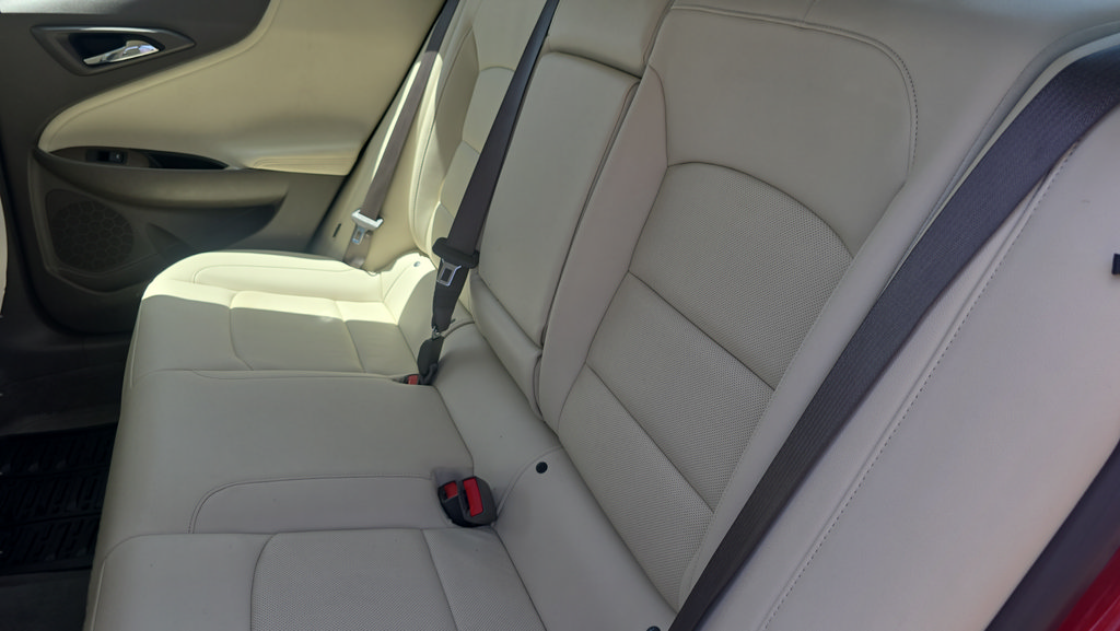 Used 2023 Chevrolet Malibu LT FWD image 29