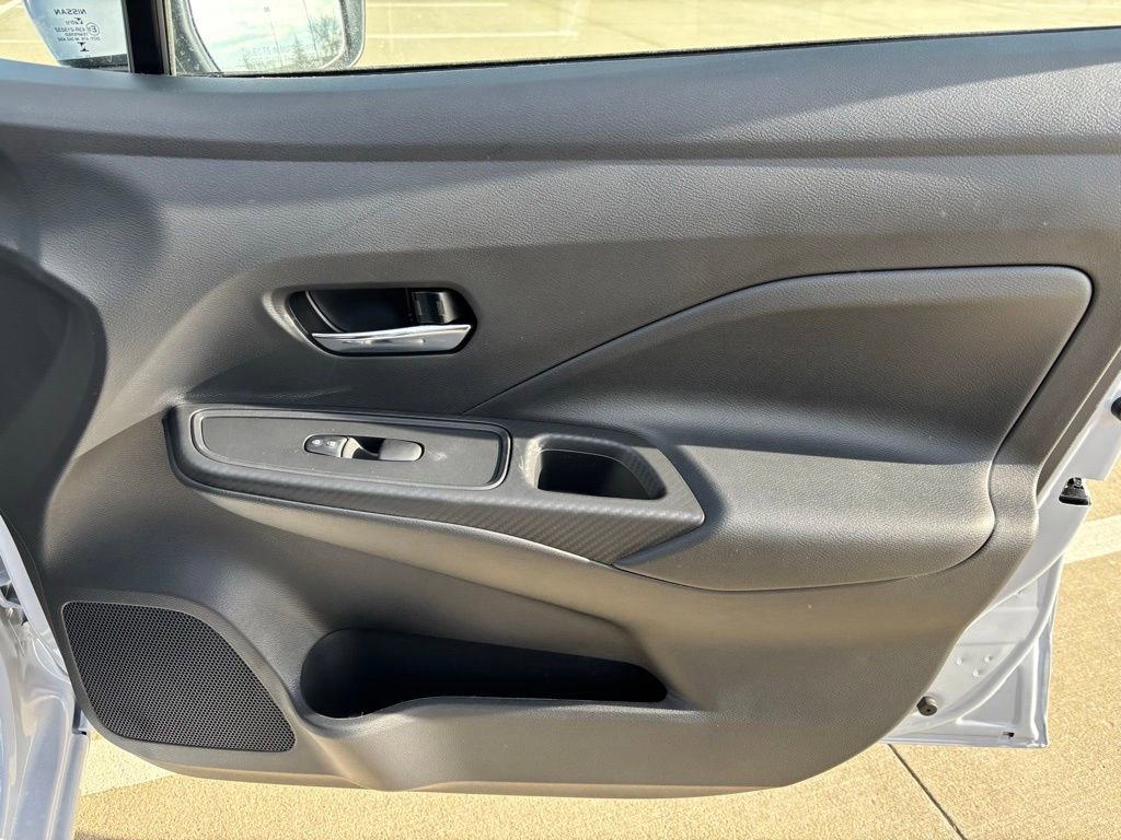 Used 2025 Nissan Versa SV w/ Trunk Package image 15