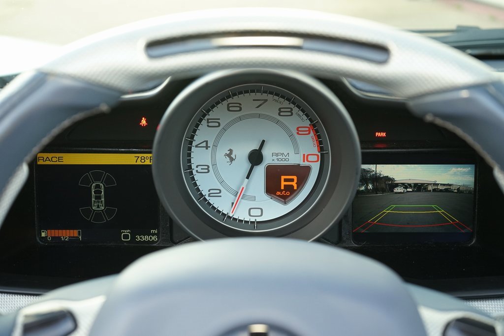 Used 2015 Ferrari 458 Spider image 16