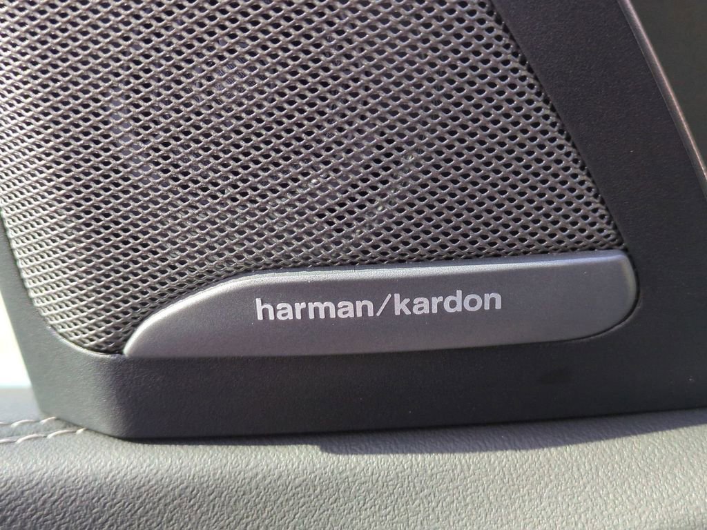 New 2026 BMW X5 xDrive40i w/ Premium Package image 14