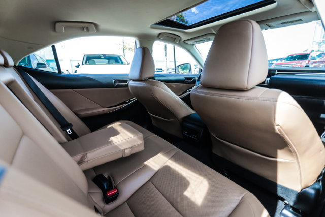 Used 2016 Lexus IS 200t RWD image 63