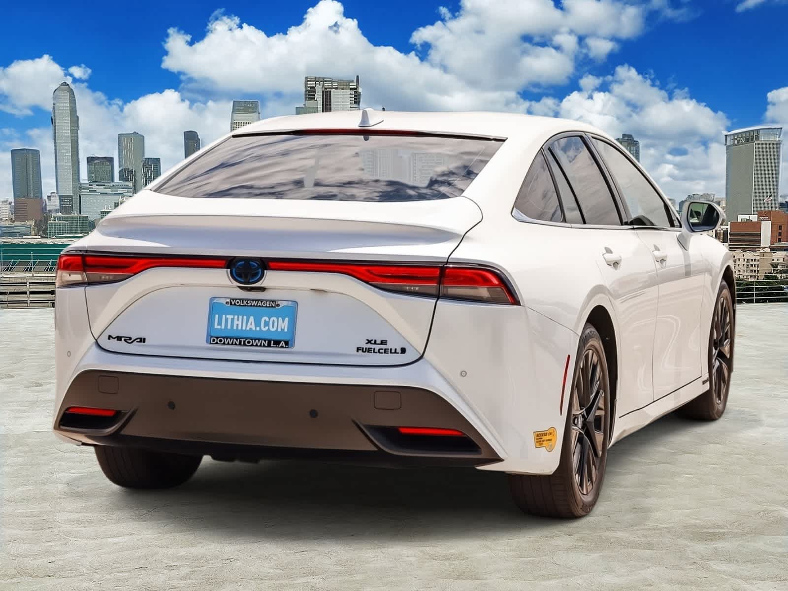 Used 2022 Toyota Mirai w/ Advanced Technology Package RWD image 4